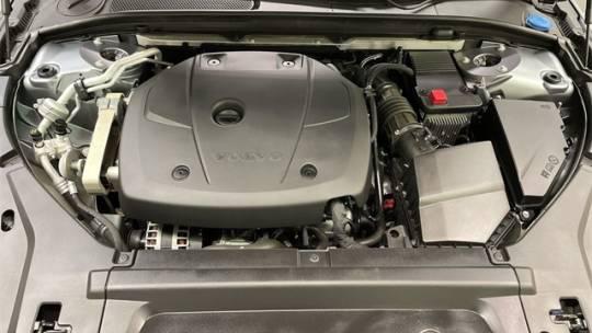2018 Volvo S90 T6 Momentum