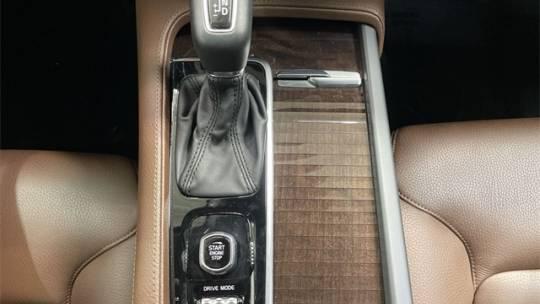 2018 Volvo S90 T6 Momentum