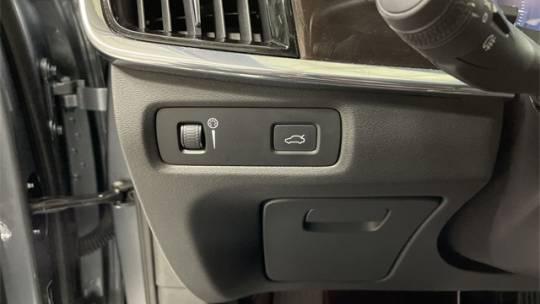 2018 Volvo S90 T6 Momentum