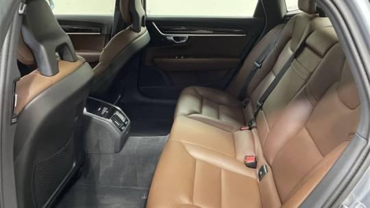 2018 Volvo S90 T6 Momentum