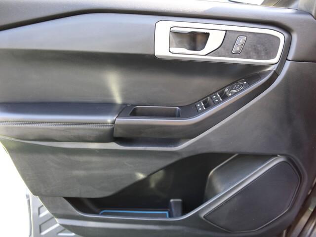 2021 Ford Explorer Base