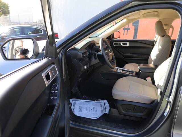 2021 Ford Explorer Base