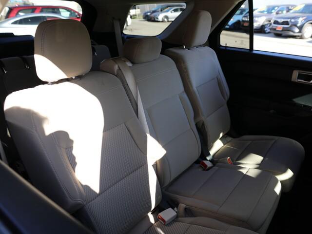 2021 Ford Explorer Base