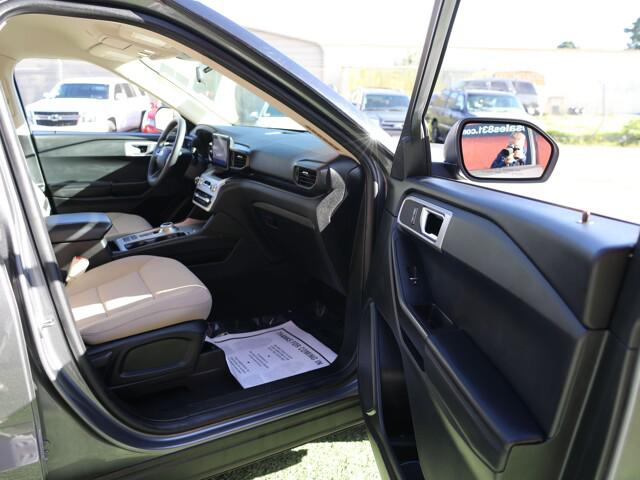 2021 Ford Explorer Base