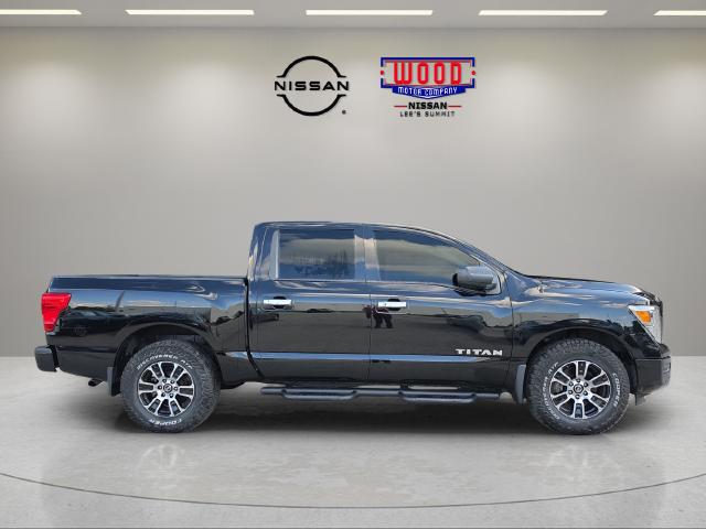 2021 Nissan Titan Crew Cab SV 4x4