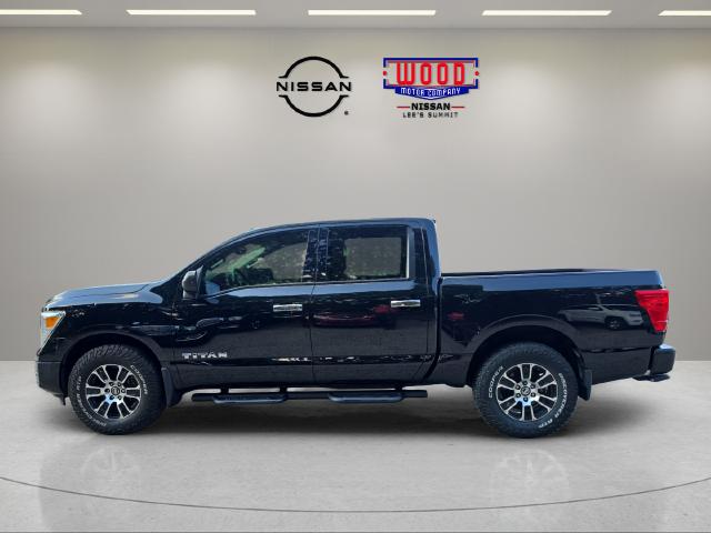 2021 Nissan Titan Crew Cab SV 4x4