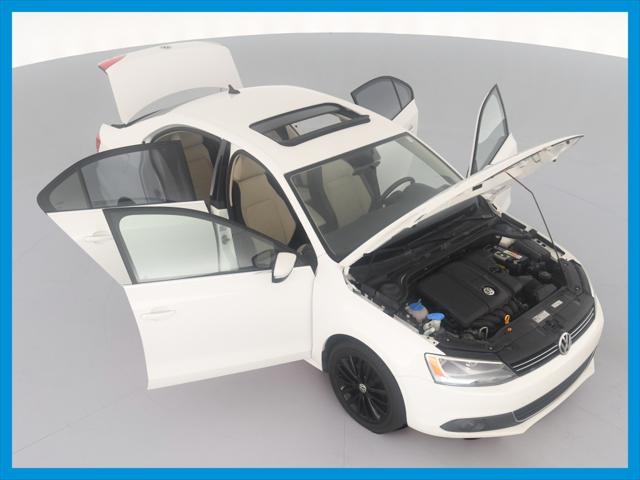 2012 Volkswagen Jetta SEL w/Premium & Sunroof