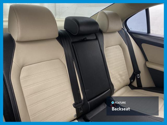 2012 Volkswagen Jetta SEL w/Premium & Sunroof