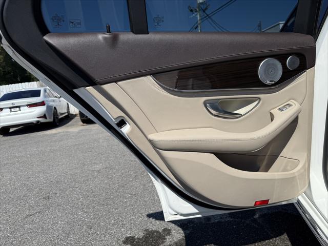 2015 Mercedes-Benz C-CLASS C 300 4MATIC