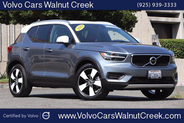 19 Volvo Xc40 T4 Fwd Momentum Ratings Pricing Reviews Awards