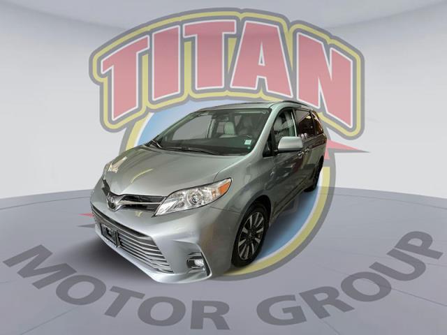 2019 Toyota Sienna XLE 7 Passenger [2]