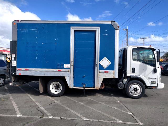 2011 Isuzu DSL REG CAB