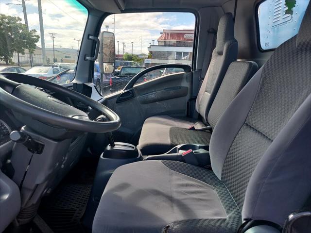 2011 Isuzu DSL REG CAB