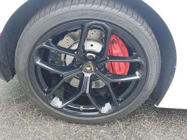 2017 Lamborghini Huracan LP580-2S
