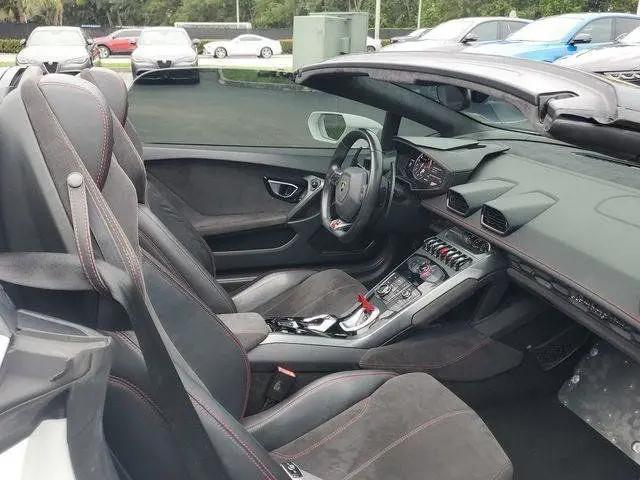 2017 Lamborghini Huracan LP580-2S