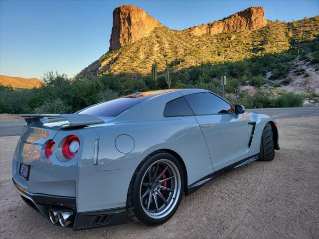 2017 Nissan GT-R Premium