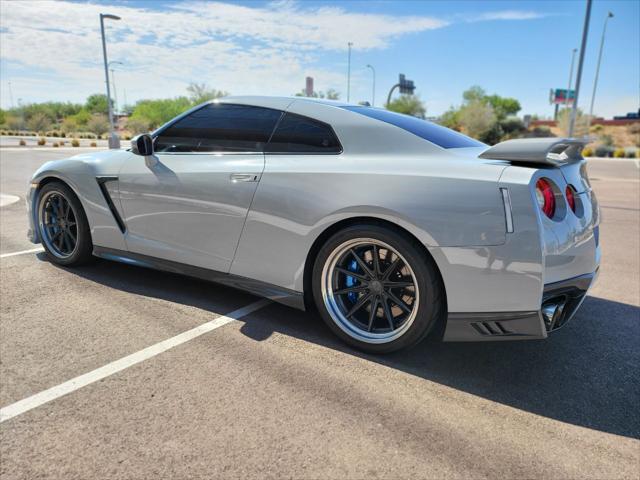 2017 Nissan GT-R Premium