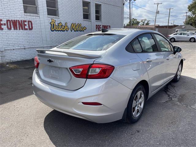 2018 Chevrolet Cruze LS Auto