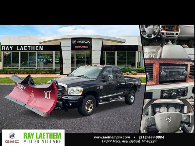 Brilliant Black Crystal Pearlcoat 2007 Dodge RAM 2500 Laramie Quad Cab 4WD Pickup Truck Four-Wheel Drive Automatic