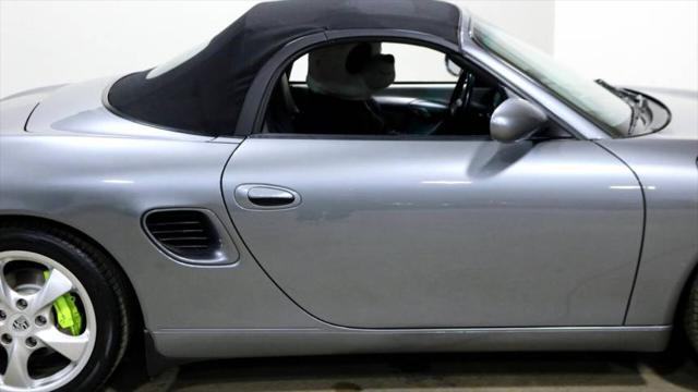 2002 Porsche Boxster 2dr Roadster 5-Spd Manual