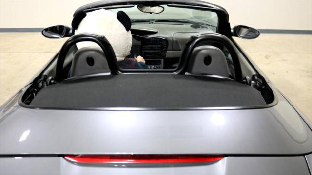 2002 Porsche Boxster 2dr Roadster 5-Spd Manual