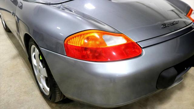 2002 Porsche Boxster 2dr Roadster 5-Spd Manual
