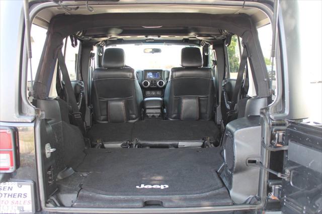 2012 Jeep Wrangler Unlimited Sahara