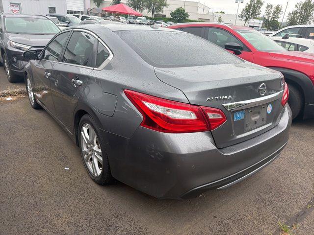 2017 Nissan Altima 3.5 SL