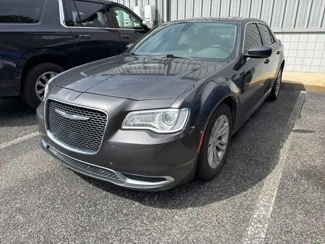 2017 Chrysler 300 Limited