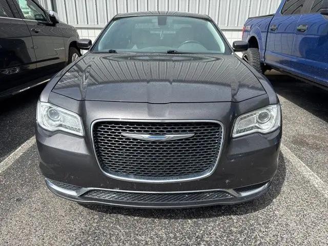 2017 Chrysler 300 Limited