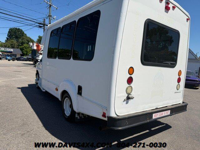 2013 Ford E-350 Cutaway Superduty Econoline Multi Passenger Shuttle