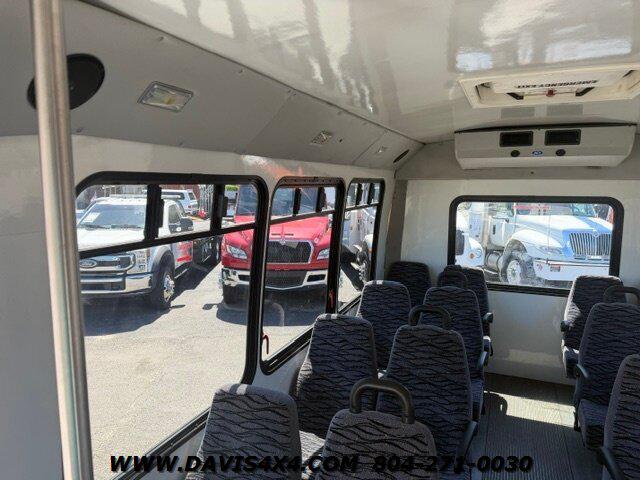 2013 Ford E-350 Cutaway Superduty Econoline Multi Passenger Shuttle