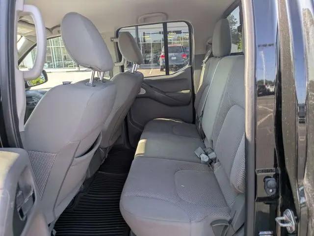 2020 Nissan Frontier Crew Cab SV 4x2