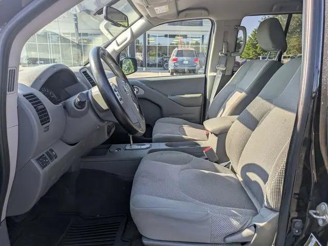 2020 Nissan Frontier Crew Cab SV 4x2