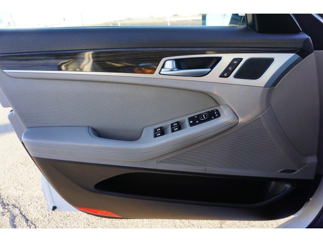 Used 2015 Hyundai Genesis For Sale in OLIVE BRANCH, MS