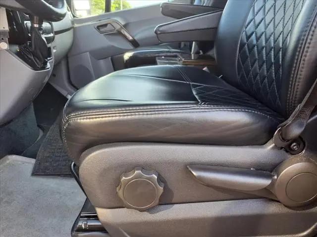 2014 Mercedes-Benz Sprinter 2500 High Roof
