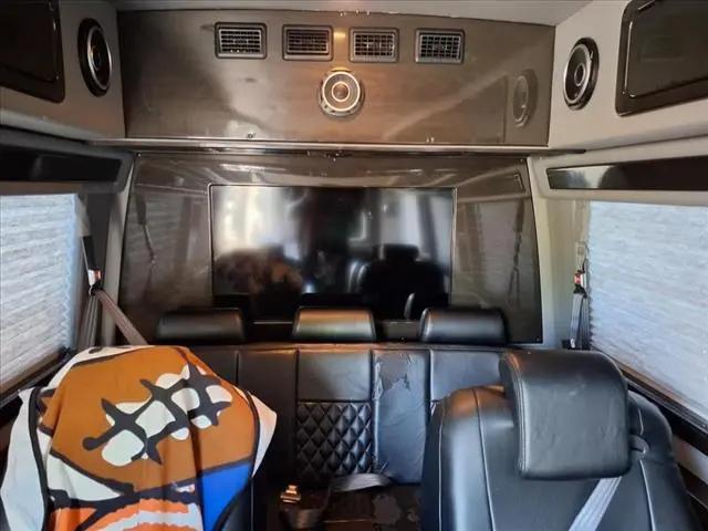 2014 Mercedes-Benz Sprinter 2500 High Roof