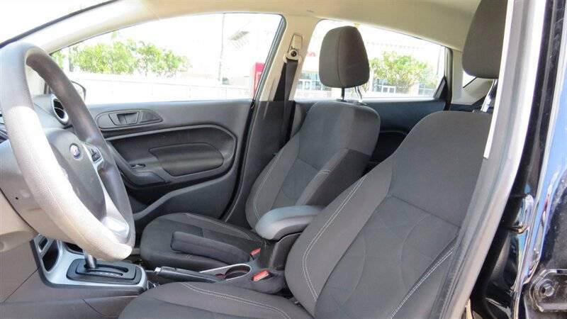 2017 Ford Fiesta SE