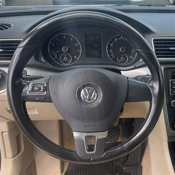 2015 Volkswagen Passat 1.8T Limited Edition