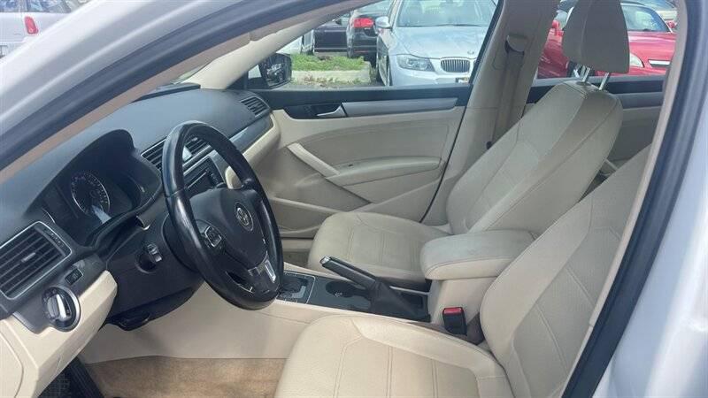 2015 Volkswagen Passat 1.8T Limited Edition