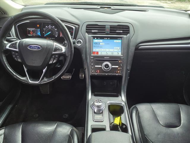 2017 Ford Fusion Titanium/Platinum