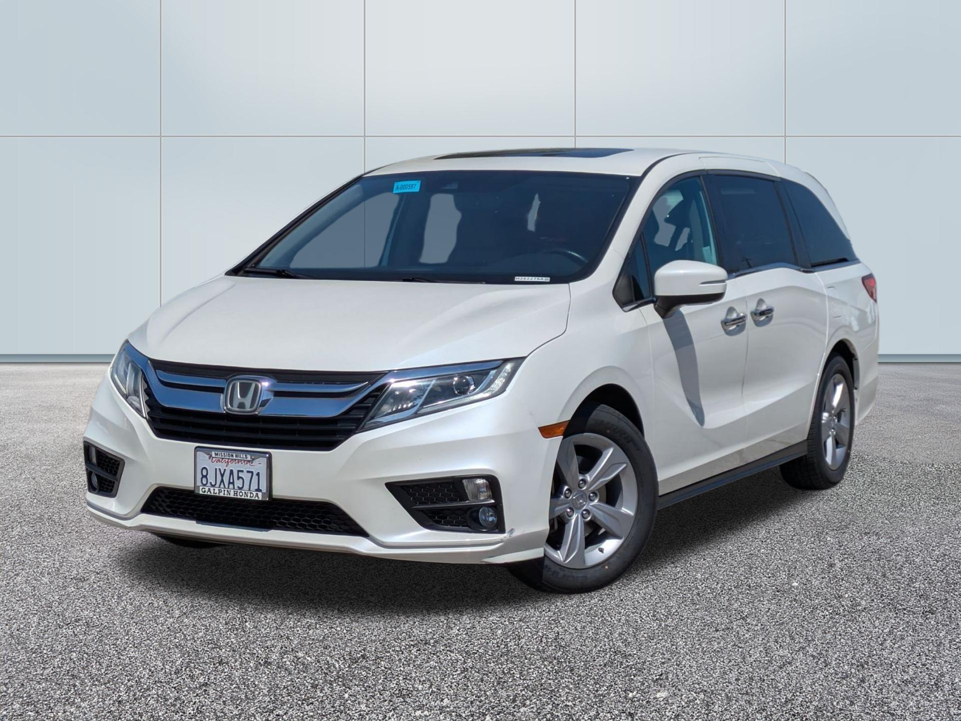 White Diamond Pearl 2019 Honda Odyssey EX-L FWD with Navigation and RES Minivan Front-Wheel Drive Automatic