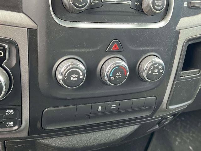 2019 Ram 1500 Classic Express Quad Cab 4x4 6'4" Box