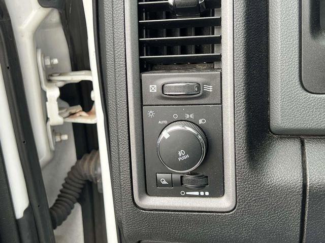 2019 Ram 1500 Classic Express Quad Cab 4x4 6'4" Box