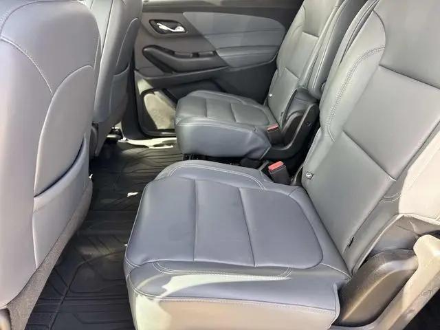 2020 Chevrolet Traverse FWD LT Leather