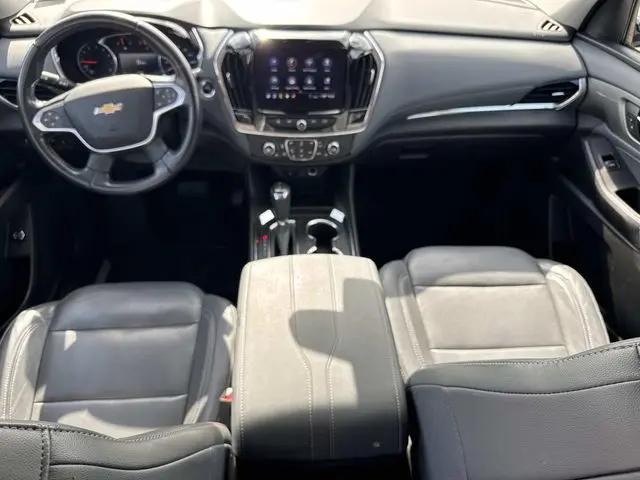 2020 Chevrolet Traverse FWD LT Leather