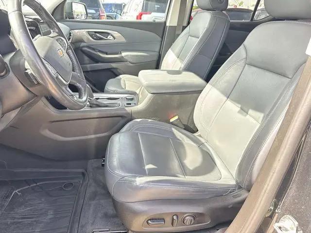 2020 Chevrolet Traverse FWD LT Leather