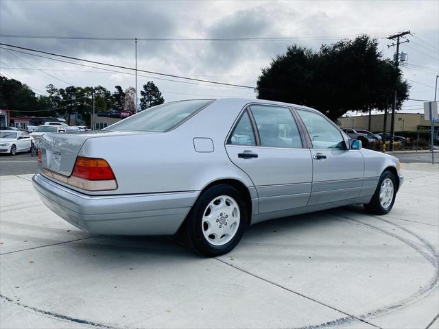 1995 Mercedes-Benz S 420 4dr Sedan 4.2L