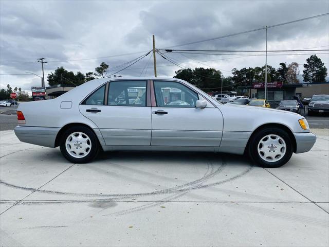 1995 Mercedes-Benz S 420 4dr Sedan 4.2L
