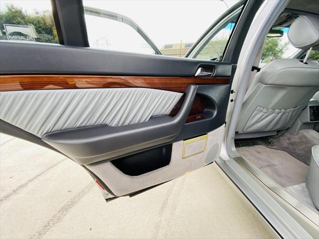 1995 Mercedes-Benz S 420 4dr Sedan 4.2L